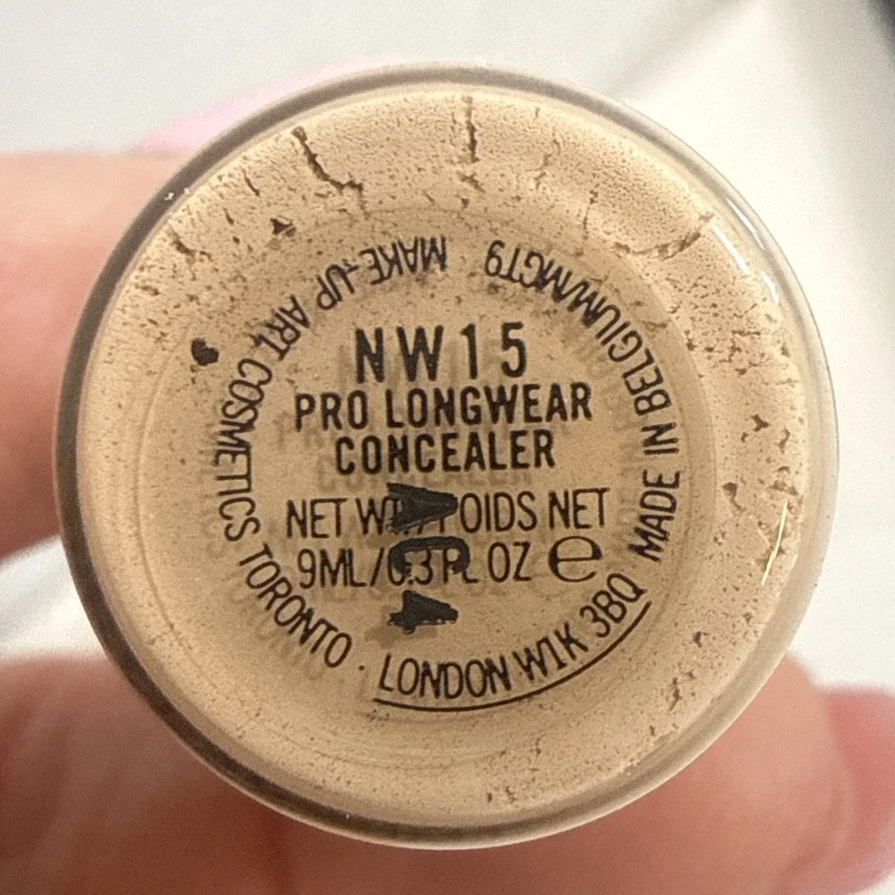 MAC Pro Longwear Concealer - NW15 - 9mL/0.30fl.oz.